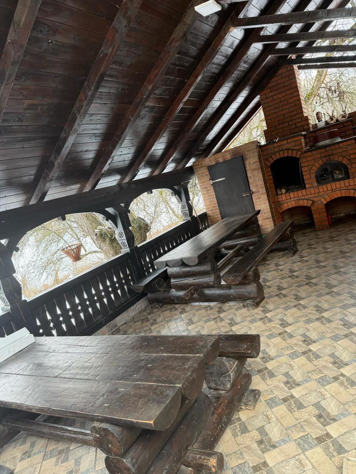 Gospodaria Klaus Rozavlea ภายนอก รูปภาพ